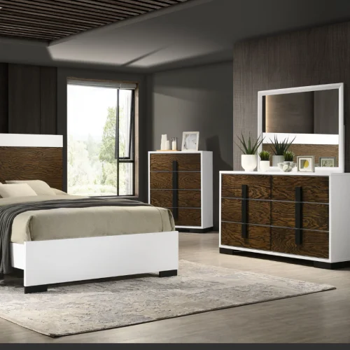 Bedroom set - Hickory Queen set bed,dresser,mirror,chest,1nightstand $1049.00